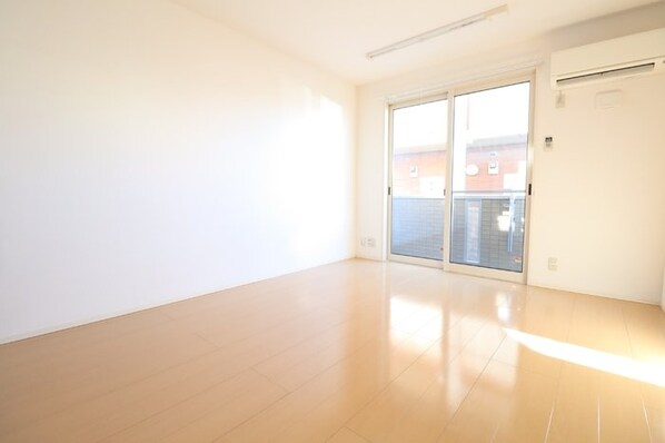 グランモア IIIの物件内観写真